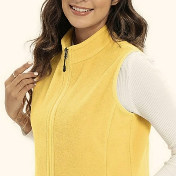 Cute Yellow Fleece Vest - Picture 1 of 5